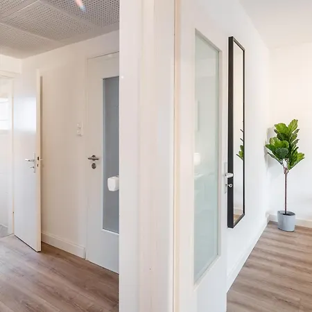 Apartment Vivid - Stylisches Mit Balkon - Parken - Nahe Weser-ems-hallen Und Ewe-arena *