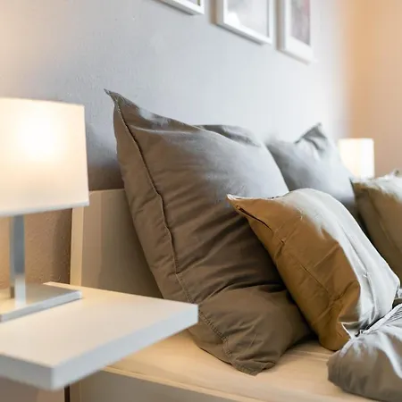 Apartment Vivid - Stylisches Mit Balkon - Parken - Nahe Weser-ems-hallen Und Ewe-arena